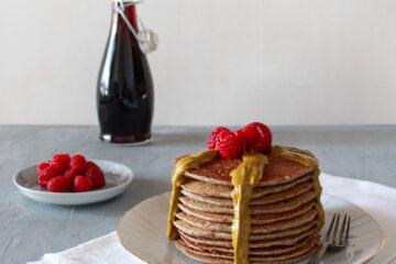 vegan oat and banana pancakes